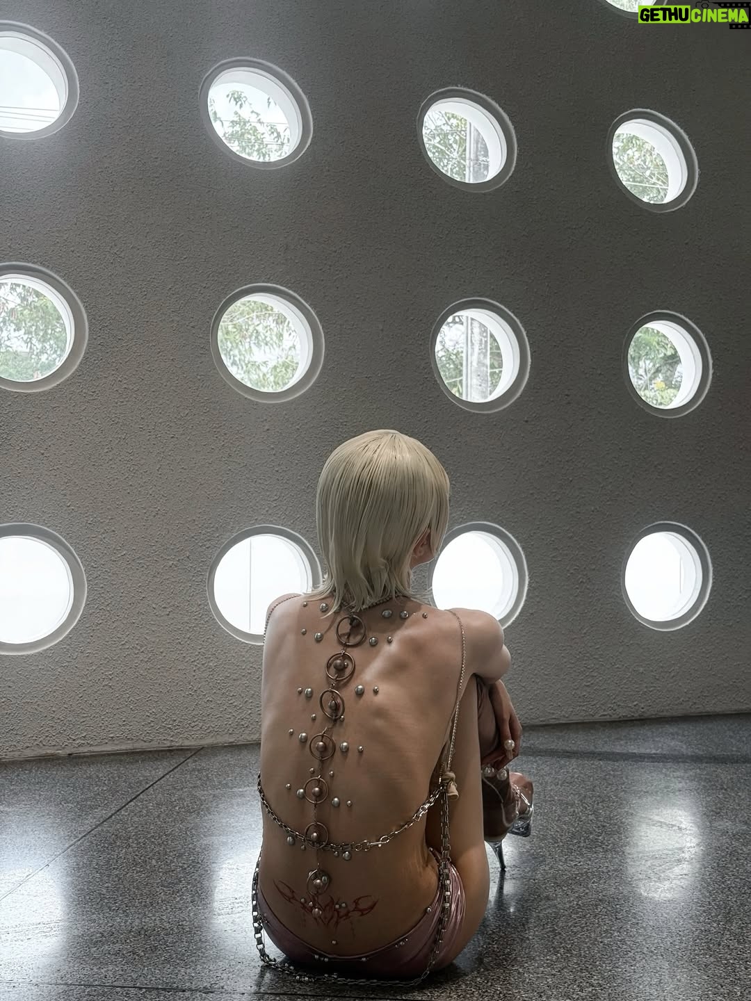 Jannine Parawie Weigel - 110.6K Likes - I’m human, not AI🪼

Ploychompoo x @labxclinic for IV Drip Pearl Chompoo 🪸
ปลดล็อกผิวสว่างใสดุจไข่มุก ด้วยโปรแกรม IV Drip ที่ไม่ได้เน้นแค่ความขาวเร่งด่วน แต่ได้แรงบันดาลใจจากการปรับสมดุลฮอร์โมน (PCOS) และดีท็อกซ์ผิว อุดมด้วยสารต้านอนุมูลอิสระ วิตามิน และแร่ธาตุสำคัญอย่าง NAC, Magnesium, B-Complex และ Vitamin C เพื่อผลลัพธ์ผิวที่แข็งแรง ขาวใส และเปล่งประกายจากภายในสู่ภายนอกอย่างแท้จริง

หลังจากที่ได้ทำ IV Drip กับที่นี่มาประจำ พชพ ดีใจมากๆที่ได้คลอดโปรเจคนี้กับ Lab X ✨พอได้มีโอกาสร่วมงานกัน พชพ เลยตั้งใจอยากทำสูตรที่ไม่ได้ช่วยแค่เรื่องความขาวอย่างเดียว แต่ช่วยคนที่มีปัญหาเรื่องสมดุลฮอร์โมนอย่างเช่นคนที่มีปัญหา pcos เช่นกัน เพราะเราอยากให้ใครที่มาดริปสูตรนี้ได้เบเนฟิตเรื่องสุขภาพร่างกายกลับไปด้วย💗