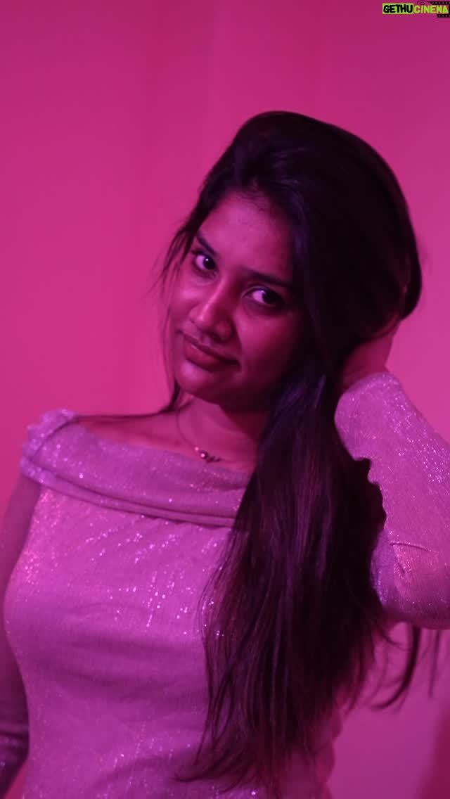 Jasmine Parveen - 33.4K Likes - Aura ?/10👀
.
.
@hiphoptamizha @ketikasharma 
.
.
#Aura10/10 #MeesayaMurukku2 #HiphopTamizha #KetikaSharma 
.
.