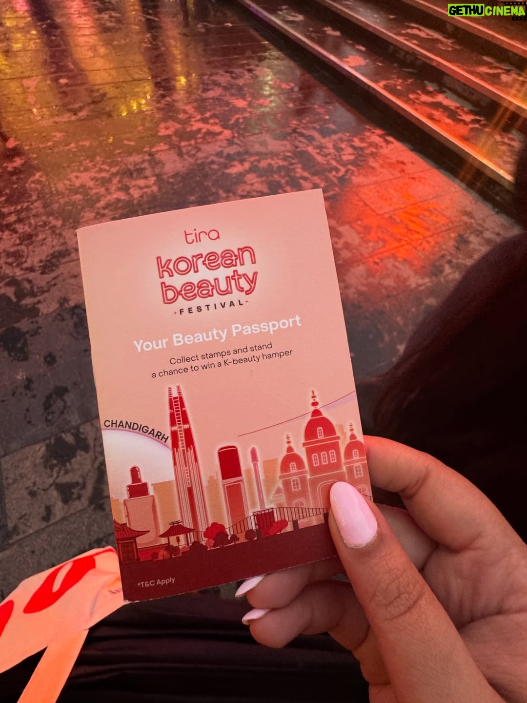 Jasmine Sidhu - 8.6K Likes - @tirabeauty brought the best korean beauty festival to Chandigarh ✨
we got to try all the viral k-beauty products under one roof, with so many games and endless beauty picks to explore
stay tuned for everything i picked up from the festival. 

#tirabeauty #KoreanBeautyFestival 
#KBFChandigarh