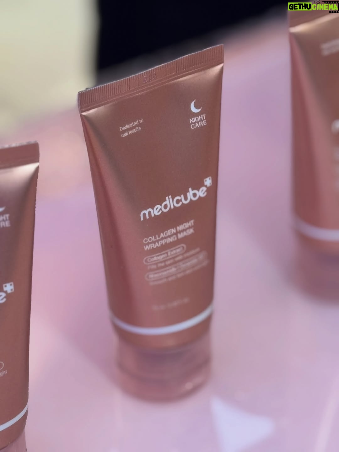 Jasmine Sidhu - 8.6K Likes - @tirabeauty brought the best korean beauty festival to Chandigarh ✨
we got to try all the viral k-beauty products under one roof, with so many games and endless beauty picks to explore
stay tuned for everything i picked up from the festival. 

#tirabeauty #KoreanBeautyFestival 
#KBFChandigarh