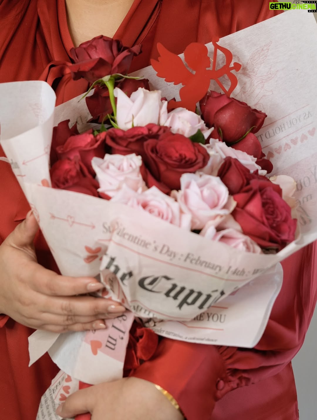 Jasmine Sidhu - 3.7K Likes - a moment, in red. 

(Valentine’s Day, Valentines Cupid , red, red rose) 
#valentinesday #redrose #redvelvetcake #redbouquet