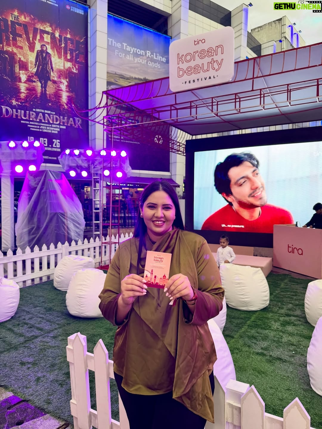 Jasmine Sidhu - 8.6K Likes - @tirabeauty brought the best korean beauty festival to Chandigarh ✨
we got to try all the viral k-beauty products under one roof, with so many games and endless beauty picks to explore
stay tuned for everything i picked up from the festival. 

#tirabeauty #KoreanBeautyFestival 
#KBFChandigarh