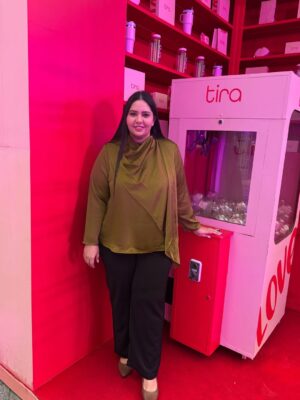 Jasmine Sidhu Instagram - @tirabeauty brought the best korean beauty festival to Chandigarh ✨
we got to try all the viral k-beauty products under one roof, with so many games and endless beauty picks to explore
stay tuned for everything i picked up from the festival. 

#tirabeauty #KoreanBeautyFestival 
#KBFChandigarh