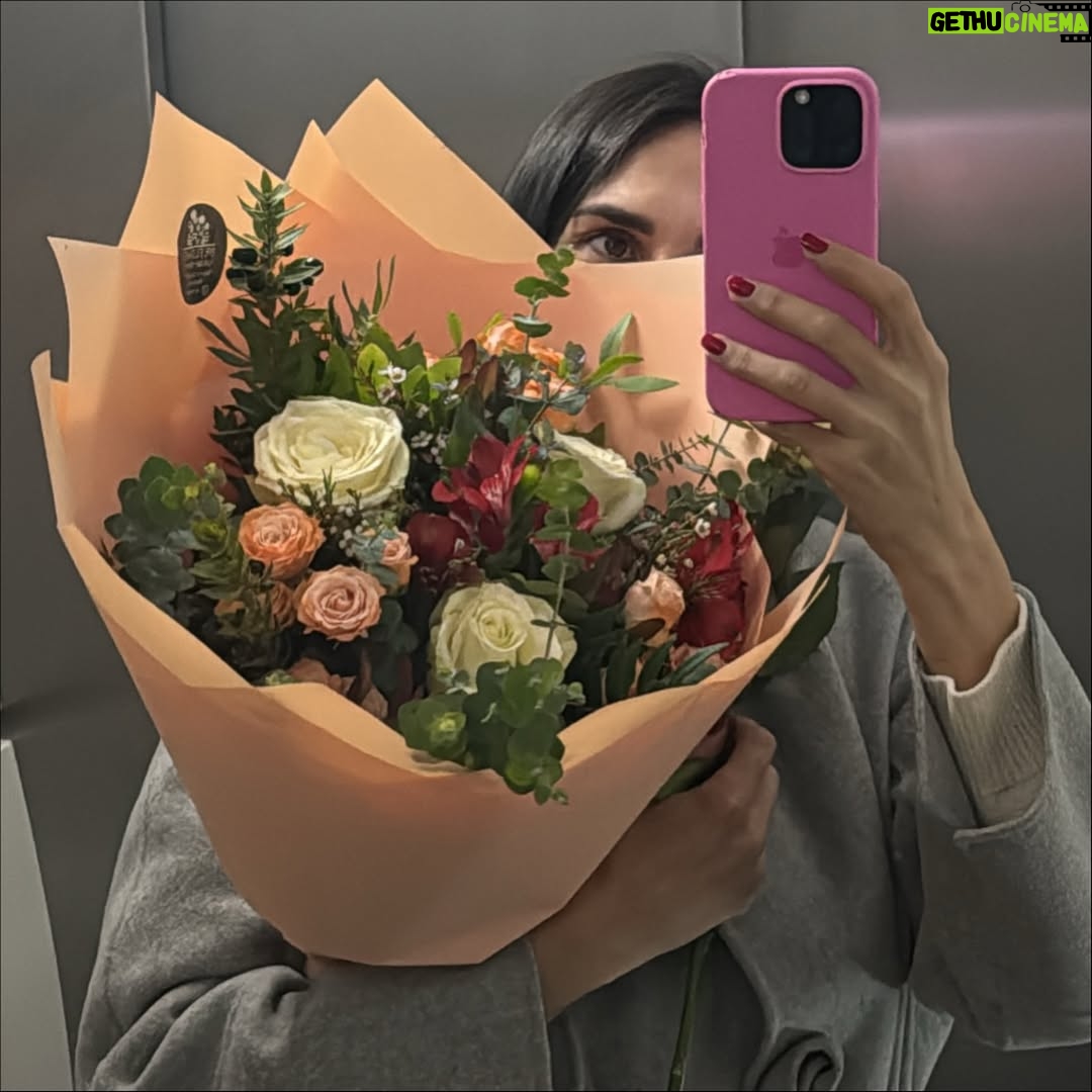 Jelisaveta Orašanin - 7.4K Likes - 37 ✨ 13/11