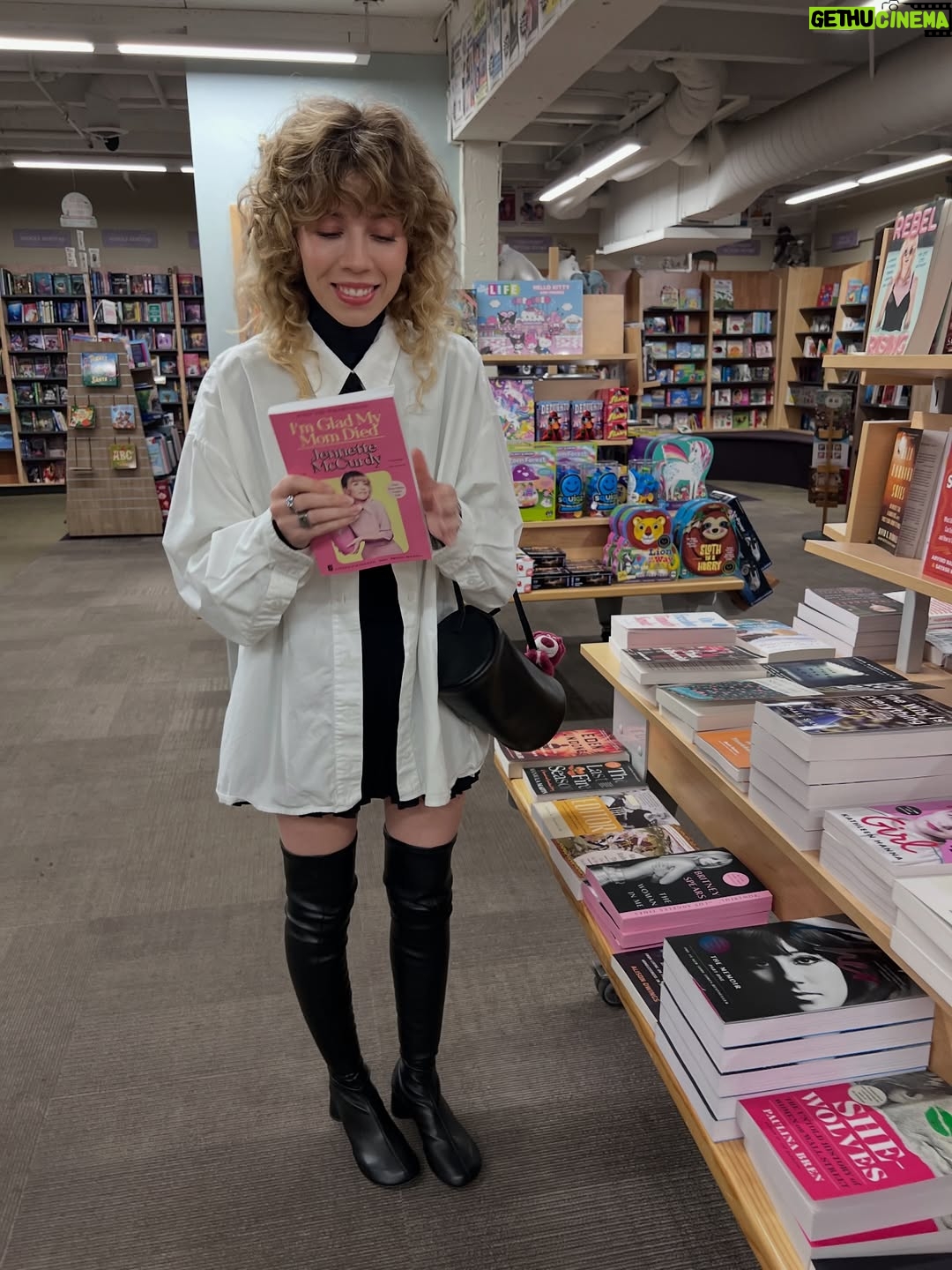 Jennette McCurdy - 242.1K Likes - i had a great time speaking in san jose. it was so nice getting to talk about Half His Age - i cannot wait for it to come out !! i love this book so much and am honored to be able to have these kinds of events/conversations, and truly hope to inspire or help in some way. 💜

p.s. if you want to pre-order a signed copy of Half His Age, the link is in my bio