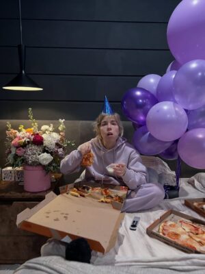 Jennette McCurdy Instagram - thank you for making Half His Age a New York Times and Sunday Times bestseller !!
seeing how you resonate with it and love it and see your past self in waldo is so meaningful to me. thank you. and most of all, thank you to @blazepizza and @jeffprobst. <blows conch horn>