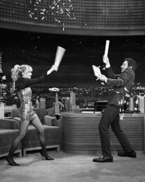 Jennette McCurdy Instagram - @jennettemccurdy stops by to talk her new novel Half His Age tonight! #FallonTonight

📷 @toddowyoung