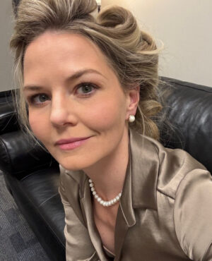 Jennifer Morrison Instagram - She's out in the world now. ⁠
⁠
The Night Agent Season 3, now streaming only on @netflix.