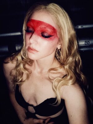 Jennifer Stone Instagram - “Until you’re known as a monster you’re not a star.” - Bette Davis
I miss October already.
#x #maxine #miagoth #bettedavis #halloween