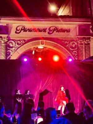 Jennifer Stone Instagram - A coat.
A good cause.
A cabaret.
#lesgirls #nbcc #breastcancerawareness #cabaret