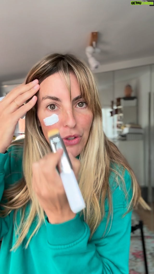 Jessica Athayde - 7.5K Likes - Don’t buy this 😇