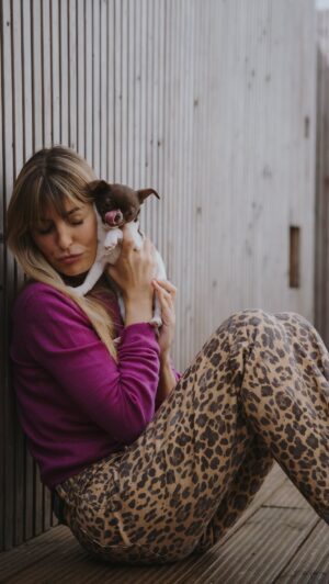 Jessica Athayde Instagram - Pub A verdade é que só queremos que os nossos cães sejam saudáveis e tenham uma longa vida. E é por isso que escolhi PRO PLAN Puppy Small & Mini para o meu Bruno. Tão fofo, não aguento!! ❤️ @proplanpt