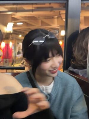 Jessica Ho Lok Yiu Instagram - 我的老友全部返了香港,日日見到軍訓咁樣(仲有件未走,現在一起吃緊飯)