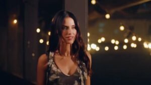 Jessica Lowndes Instagram - 6 DAYS until… 🎶🌞🌼🔗 “Something There” pre-save link in bio!
