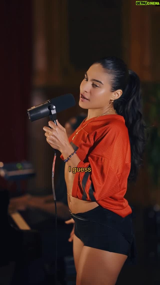 Jessie Reyez - 178.2K Likes - Super models and saints 
Both get cheated on still 
Doesn’t mean u might
But do with that info what u will.