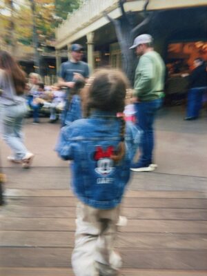 Jinger Vuolo Instagram - Disneyland 2026 ✨ it was the first time I had been back in 20 years. The last time I was here, @disneyland was celebrating its 50th year and I left with a pair of golden ears the mark the moment.

Coming back all these years later and watching our kids experience the magic of the park with their cousins for the first time was the sweetest full circle moment. The wonder, the joy, the little squeals of excitement on the rides — they are memories we’ll truly never forget! ❤️

#Disneyland #Family #Memories #California #Magical