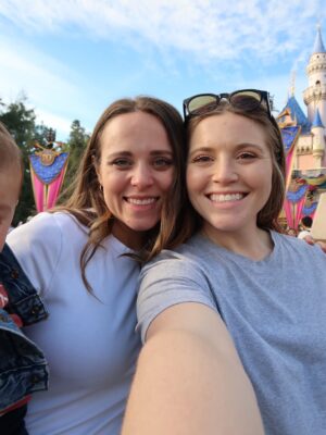 Jinger Vuolo Instagram - Disneyland 2026 ✨ it was the first time I had been back in 20 years. The last time I was here, @disneyland was celebrating its 50th year and I left with a pair of golden ears the mark the moment.

Coming back all these years later and watching our kids experience the magic of the park with their cousins for the first time was the sweetest full circle moment. The wonder, the joy, the little squeals of excitement on the rides — they are memories we’ll truly never forget! ❤️

#Disneyland #Family #Memories #California #Magical