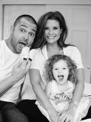 JoAnna Garcia Swisher Instagram - Looking back 2016 was a really amazing year. It’s the year our family became complete (yay, sai!), a year of family, a year I watched one of my soul sisters marry the man of her dreams, tons of girls night (but this shot reminded of one of the best ones…even though Jenna’s perfect face got cut in half!) first horse shows for Emme, and the year of Nick’s epic beard (i could have done an entire post dedicated to @yourboyswish 2016 beard!). It was also a year where we still had a holiday table full of the people we loved the most. Everyone was healthy and happy and it felt like a dream. I like this trend.