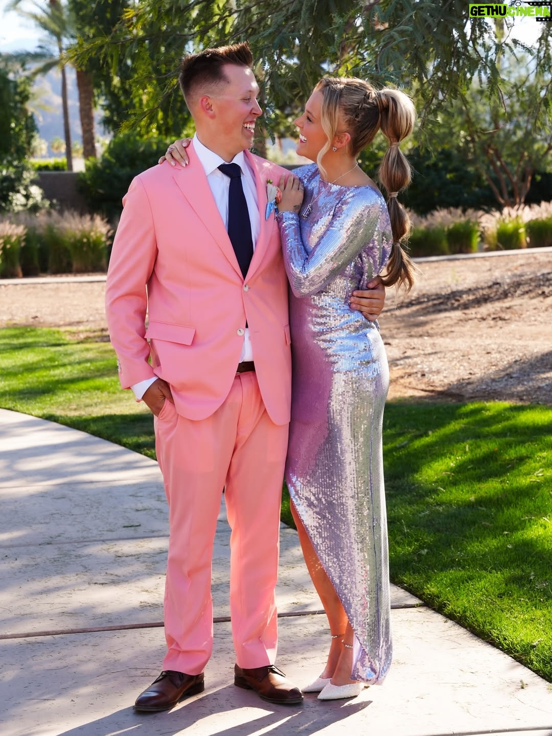 JoJo Siwa - 0.9 Million Likes - And just like that, there’s another Siwa added to the family🤍 Congratulations to my brother @jaydensiwa and @abbie_siwa on the most perfect wedding 💍✨ 

Beautiful week🤍