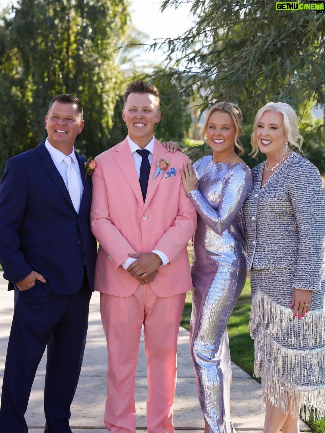 JoJo Siwa - 0.9 Million Likes - And just like that, there’s another Siwa added to the family🤍 Congratulations to my brother @jaydensiwa and @abbie_siwa on the most perfect wedding 💍✨ 

Beautiful week🤍