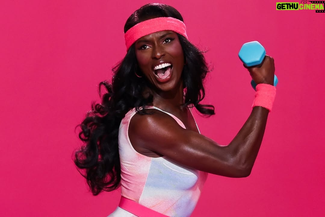 Jodie Turner-Smith - 99.7K Likes - * o p a l i t e *

dir: @taylorswift 
dp: @rpstam 
styling: @josephcassell1 
makeup: @joannasimkin 
hair: @hair_sulon 
nails: @thuybnguyen 

continue to be in awe of you @taylorswift 💕🫂
your creativity, your intelligence, your wit, your generosity, your grace. i had so much fun doing this, and the entire time i was thinking “taylor directing me again when??”! 🥹 

OPALITE VIDEO OUT NOW