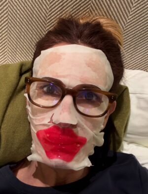 Julia Roberts Instagram - Pre Game! 🤓