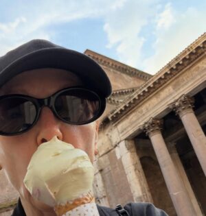 Julianne Moore Instagram - Roma
