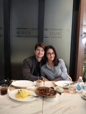 Julie Anne San Jose Instagram - Loving you is my favorite adventure❣️
Happy Valentines Day my loveee i love you! 😘😍