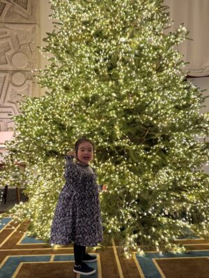 Julie Estelle Instagram - The most beautiful season of the year🎄✨
