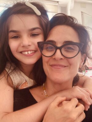 Julieta Díaz Instagram - #8M seguimos… 💜🫂💚🤘🏼🙏🏽✊🏽🌈
