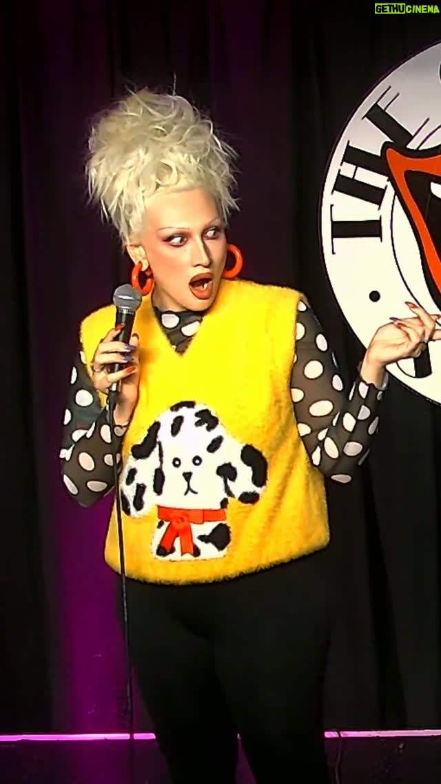 Juno Birch - 50K Likes - I’ve never been great with kids @comedystorelondon 

#standupcomedy #standup