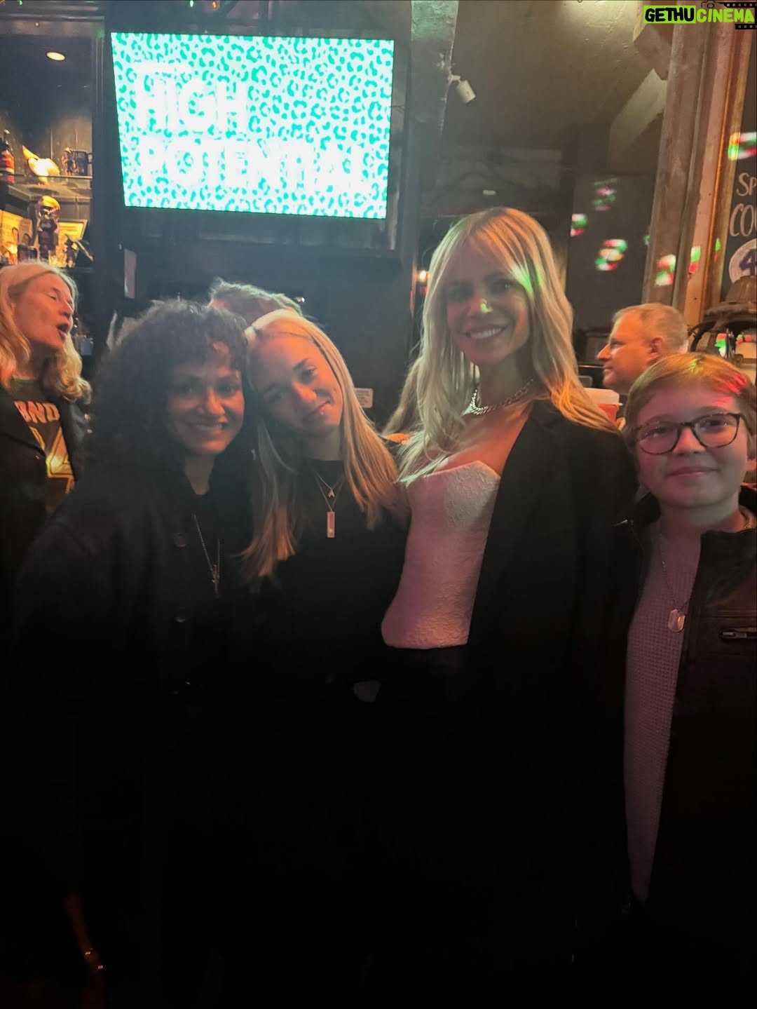 Kaitlin Olson - 52.6K Likes - Two perfect children and an entire crew of people who make me look good while I take the credit. I love these guys a lot. @highpotentialabc