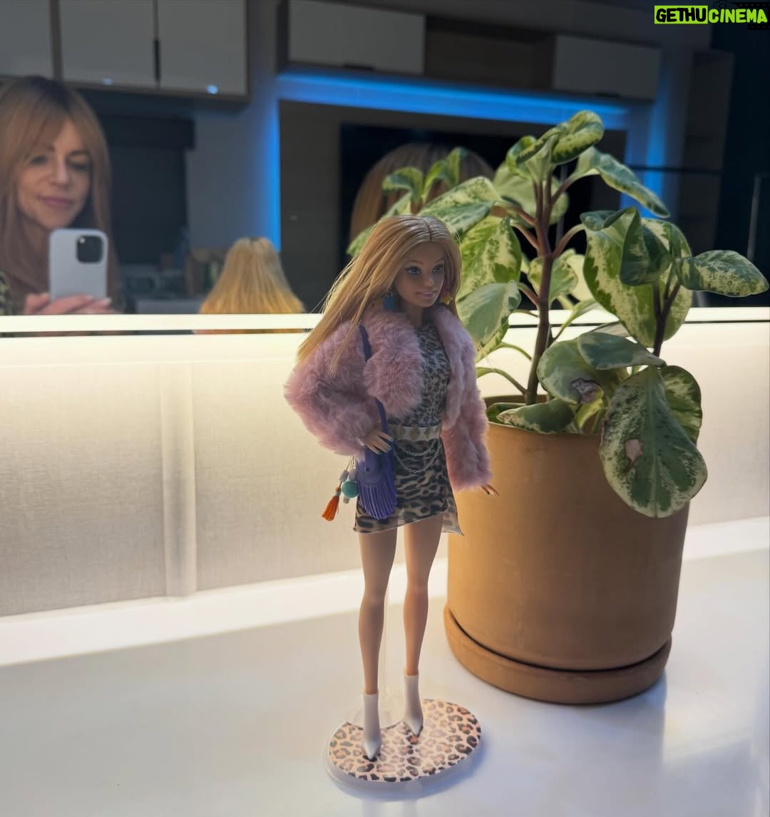 Kaitlin Olson - 59.7K Likes - We did it. Season 2 is wrapped. Thank you from the bottom of my heart. ♥️