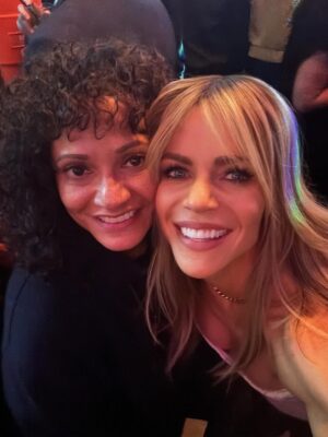 Kaitlin Olson Instagram - Two perfect children and an entire crew of people who make me look good while I take the credit. I love these guys a lot. @highpotentialabc