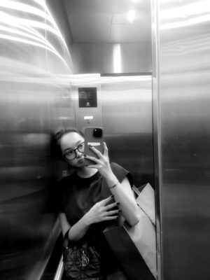 Kaity Nguyễn Instagram - Oui ouiiiii 🫶🏻
