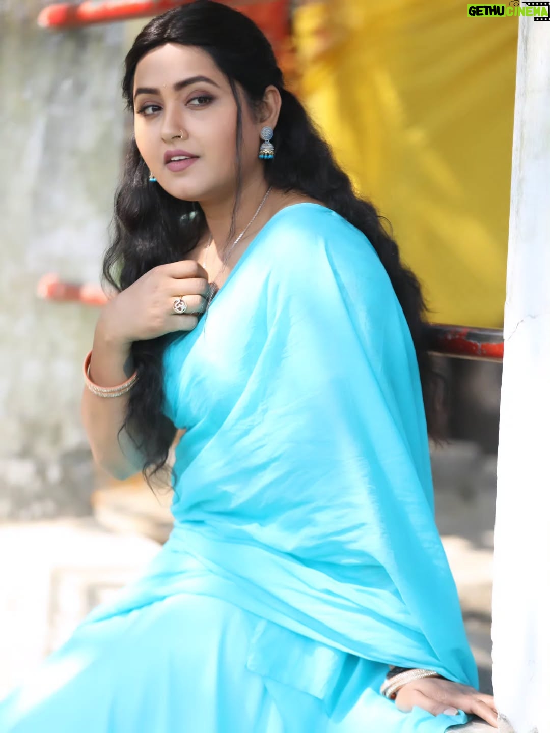 Kajal Raghwani - 148.4K Likes - 🧿

💕