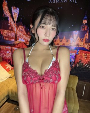 Kana Tokue Instagram - めりくりいぶだね💓
.
.
今後のスケジュール🗓️
12月28日コントしちゃらんね
29日初恋村
2025年
1月4日 着物撮影会
7日Cream発売❤︎
22〜26日舞台「そのツボの中身は」ヒロインです❤︎
.
.
.
#グラビアアイドル #グラドル #インスタグラビア #アイドル #gravureidol #gravure #idol #model #gravuremodel #beautiful #sexy #cute #泳装 #照片 #粉我 #我的最愛 #赞 #好吃#时装 #漂亮 #japanesegirl #그라비아 #수영장 #섹시 #followme