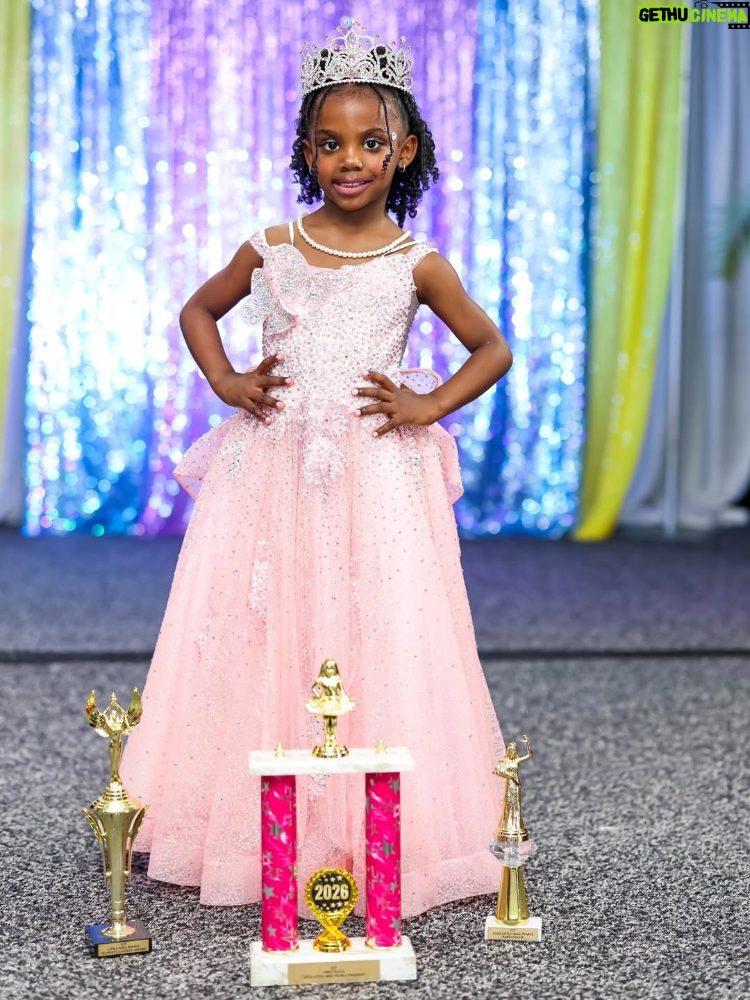 Kandi Burruss - 91K Likes - My baby @blazetucker won 1st place for the #LittleMissPearl pageant! She did sooooo good! I am so proud! Thank you to our village who were a big support for Blaze! I love yall!
More pics & vids to come!
📸 @morrisde