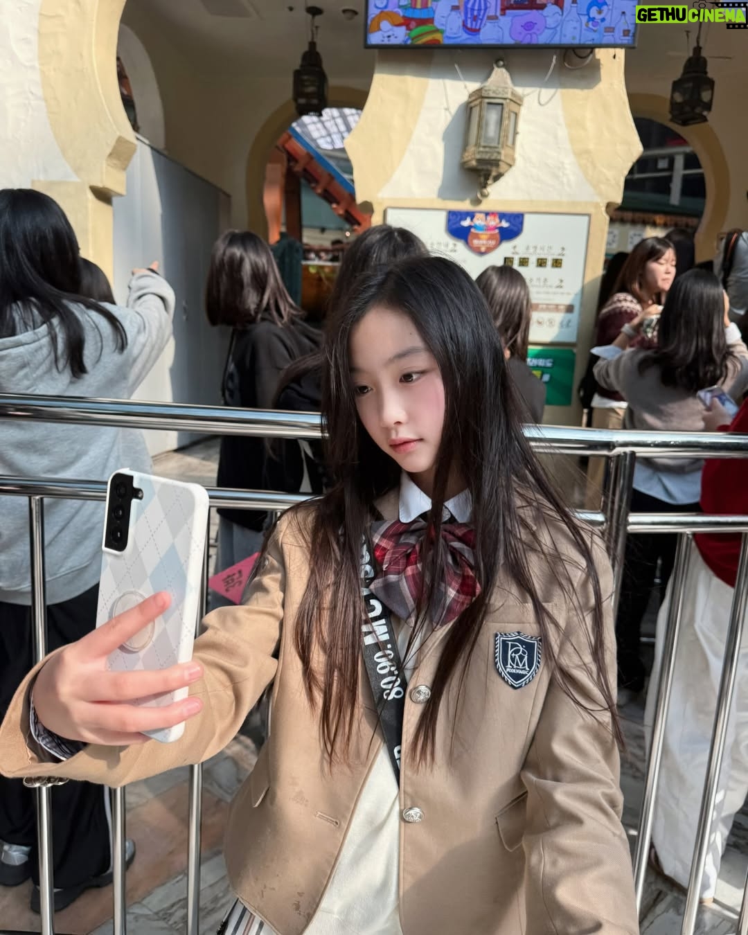 Kang Hye-rin - 6.4K Likes - 못 올렸던 25년도 셀ㄹㄹㄹ카🤳
#초5 #셀카 #기록 #교복 #주니어모델