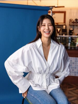 Kang So-yeon Instagram - Here‘s how I love myself with Merz Aesthetics.
 #ConfidenceToBe #MerzAesthetics #ad
