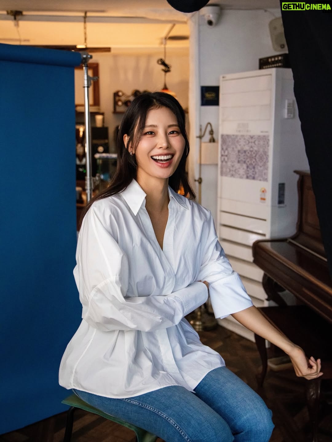 Kang So-yeon - 38.9K Likes - Here‘s how I love myself with Merz Aesthetics.
 #ConfidenceToBe #MerzAesthetics #ad