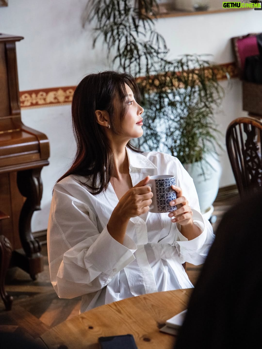 Kang So-yeon - 38.9K Likes - Here‘s how I love myself with Merz Aesthetics.
 #ConfidenceToBe #MerzAesthetics #ad