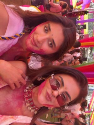 Kanika Mann Instagram - We played , we slayed đ
#happyholiâ¤ď¸
.
.
Wearing @anusoru â¤ď¸