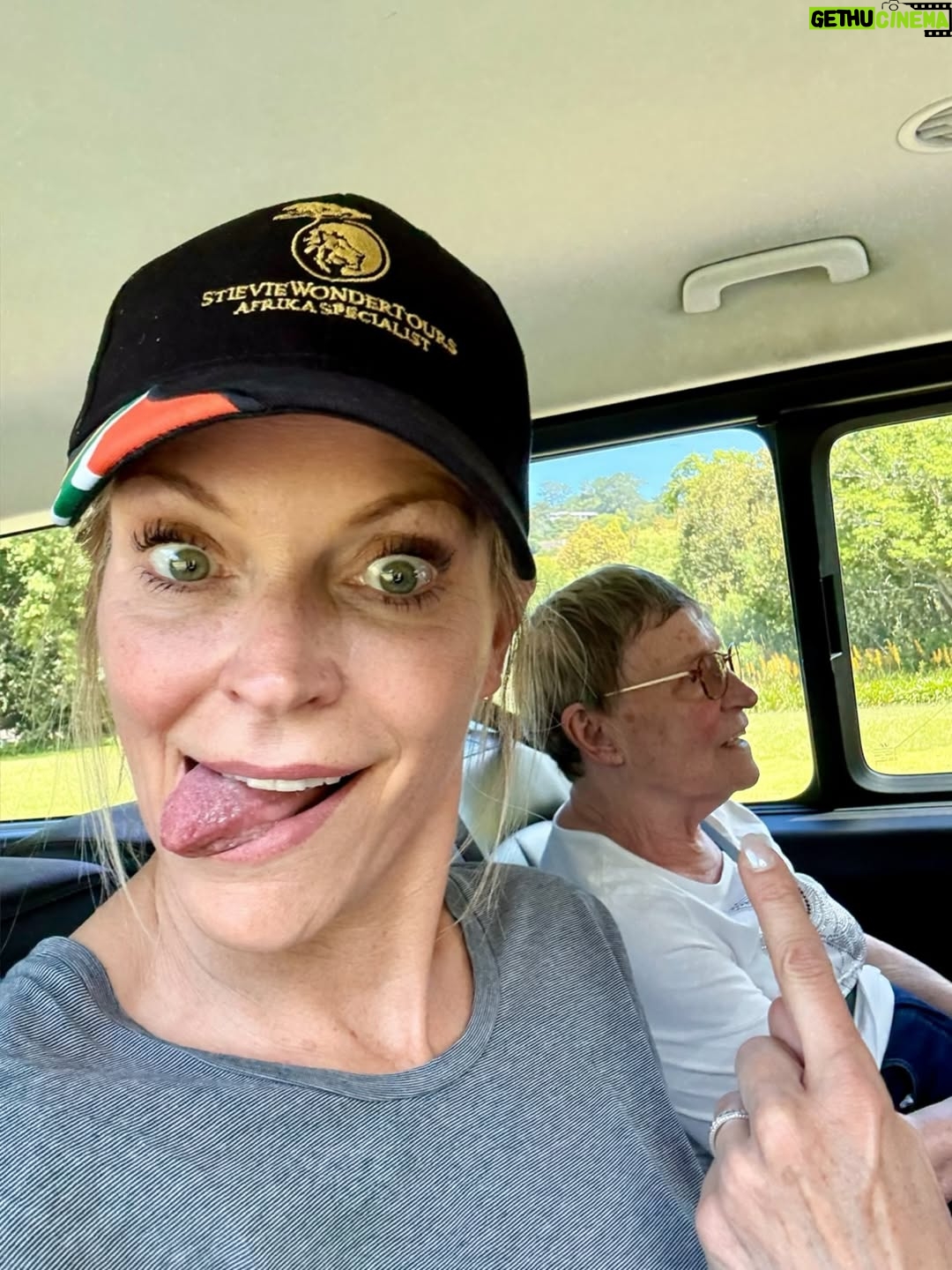 Karen Damen - 17.4K Likes - Take us back! Wat een droomvakantie.. wat een verjaardagsweek! Veel liefde voor @kirstendamen71 @chrisde_smet @kathleen_aerts @stieviewondertours @droom.guesthouse ♥️