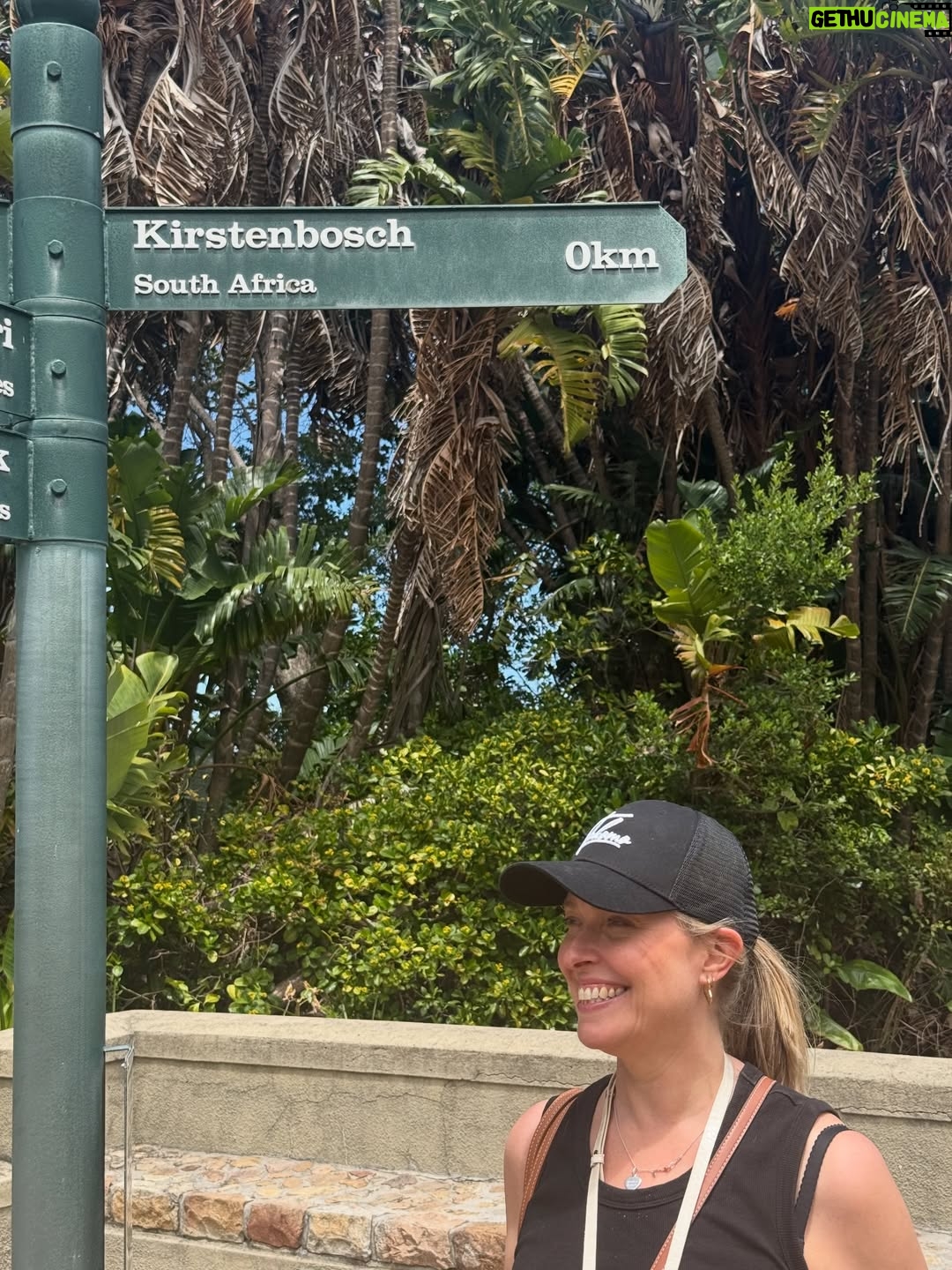 Karen Damen - 17.4K Likes - Take us back! Wat een droomvakantie.. wat een verjaardagsweek! Veel liefde voor @kirstendamen71 @chrisde_smet @kathleen_aerts @stieviewondertours @droom.guesthouse ♥️