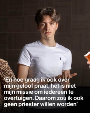 Karen Damen Instagram - Is @sky_vdw écht maar 15 jaar? De zoon van @karendamen praat rustig en doordacht, deelt wijze inzichten over de liefde en tackelt met overtuiging iedere vorm van kritiek op de kerk. 

‘Vóór een belangrijke test wens ik mijn klasgenoten toe dat God bij hen zal zijn.’

Lees het volledige interview in onze app.

📷: @jildizkaptein