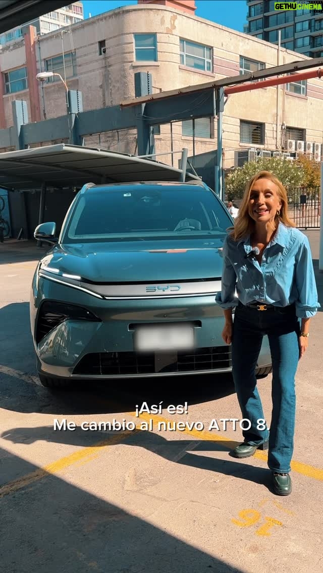 Karen Doggenweiler - 220 Likes - Después del festival, todo cambia. ✨

En BYD, ese cambio también se ve en cómo te mueves.

Por eso, hoy damos el siguiente paso junto a @karendtv con el nuevo híbrido enchufable ATTO 8.

Con hasta 1030 km de autonomía combinada NEDC, llegar más lejos ya no es una idea, es una realidad. ⚡

Este no es un auto, es un BYD. 🚗💙