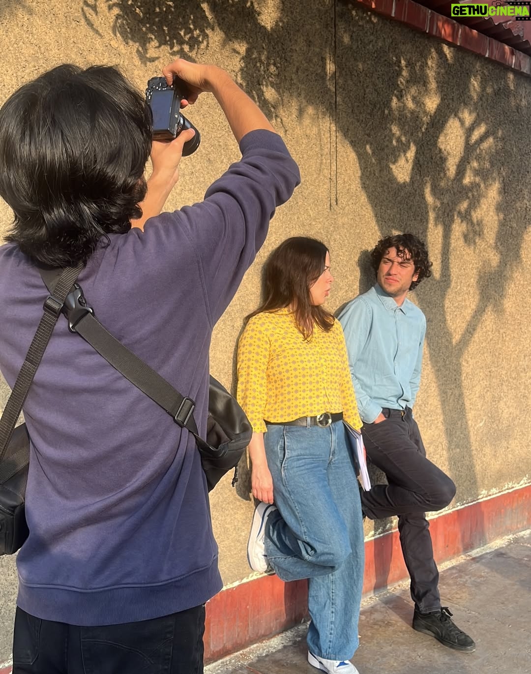 Karina Jordán - 352 Likes - Fotografías y un par de stills de contenidos promocionales para “Todo el años es verano” obra de @alezzzan con @karinajordanm & @luisjaime___ 
Producción y Asistencia de dirección: @alessandrachocobar