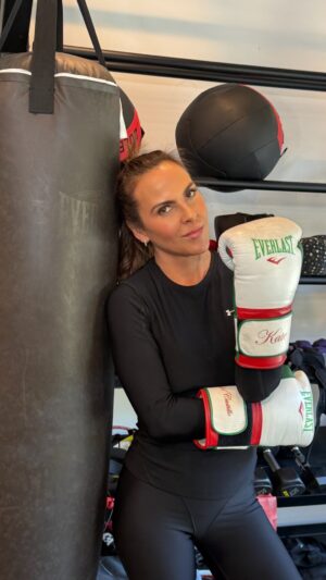 Kate del Castillo Instagram - A fresh year, a fresh mindset, and the same goal: becoming stronger than I was yesterday. No pressure, no comparison just progress. One day at a time.