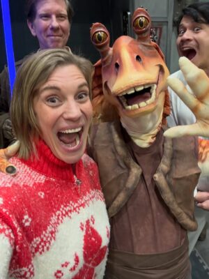 Katee Sackhoff Instagram - I got to meet JarJar!!! I don’t know who these other guys are 😂

@fanexpovancouver